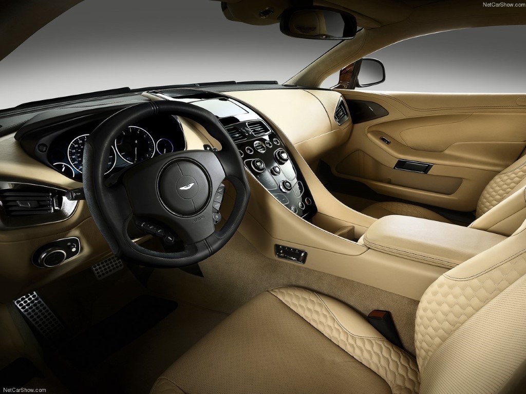 Aston Martin Vanquish 5.9 V12 Touchtronic II